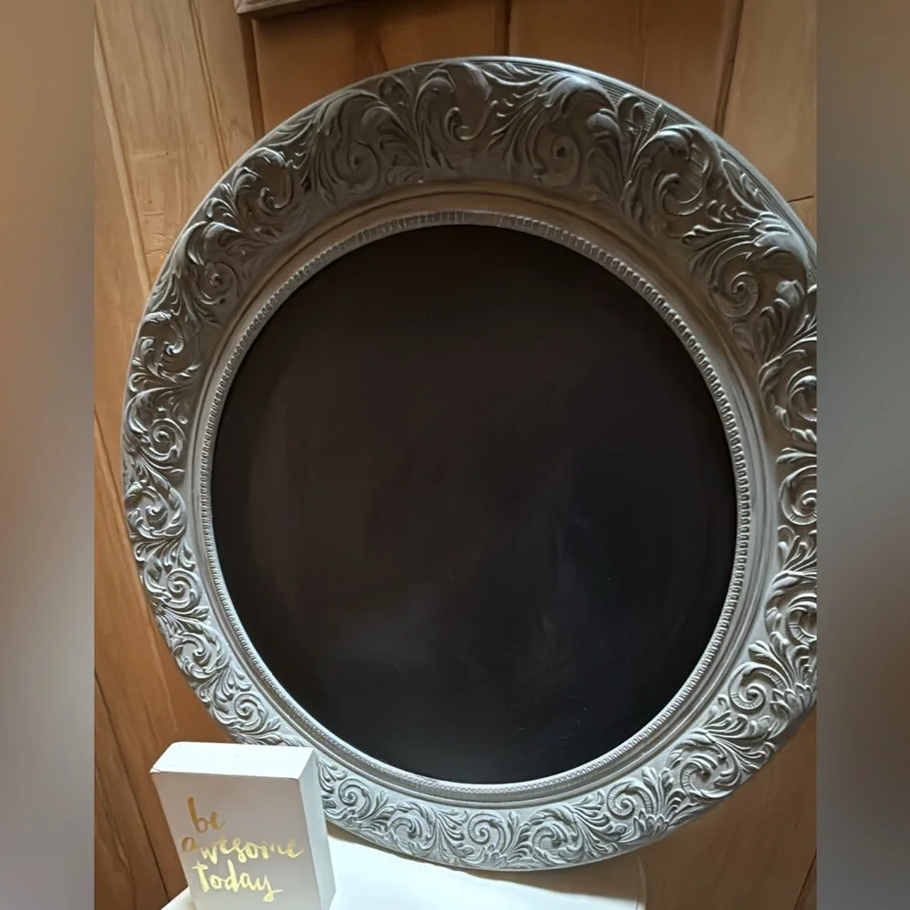 Elegant Silver Round Wall Mirror